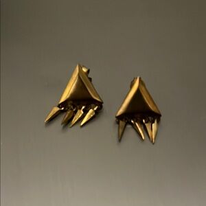 A peace treaty earrings